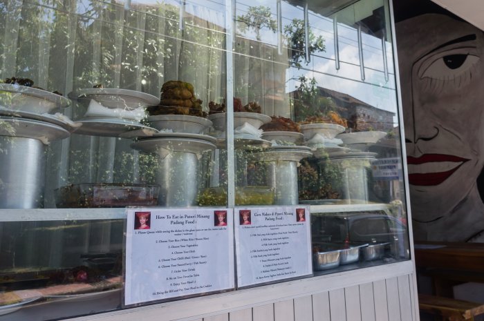Warung Puteri Minang, Bali