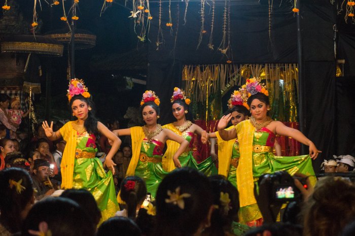 Danseuses balinaises