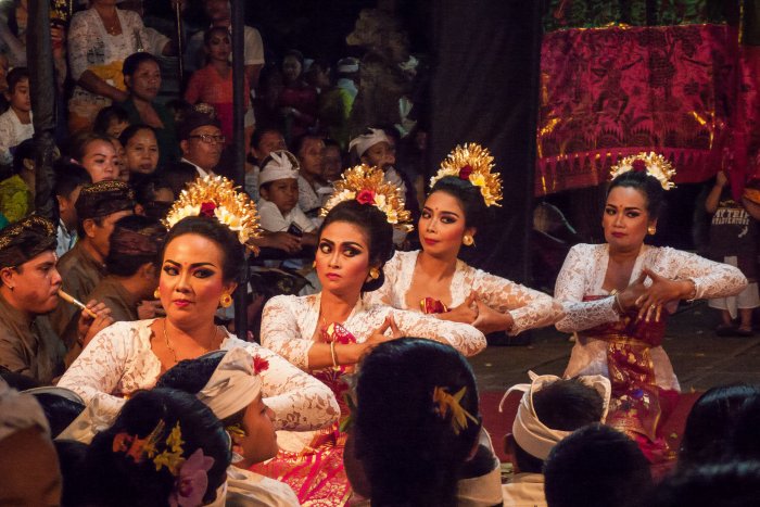 Danseuses balinaises