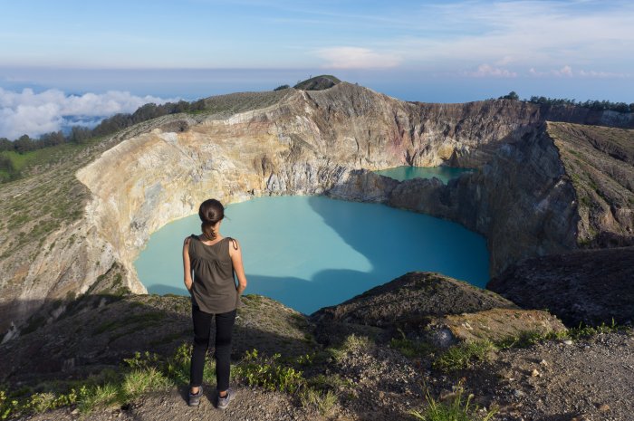 Lac coloré du Volcan Kelimutu, Florès, Indonésie