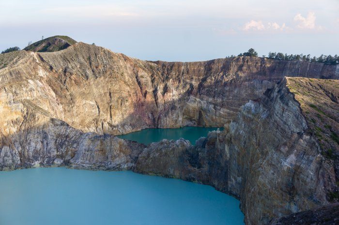 Lacs colorés du Mont Kelimutu, Florès, Indonésie