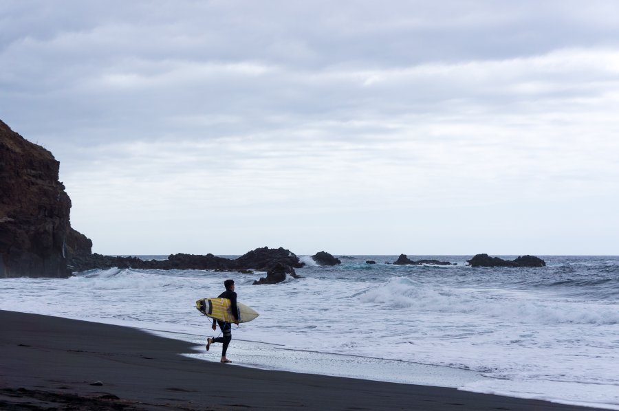 Surfeur à Tenerife, Canaries