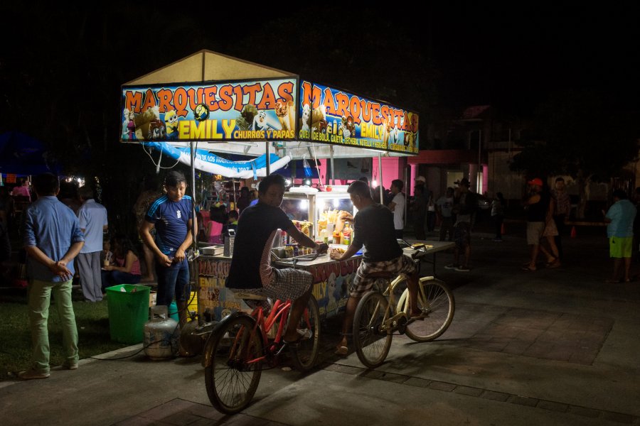 Stand de Marquesitas à Bacalar