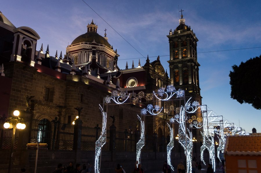 Puebla de nuit, Mexique