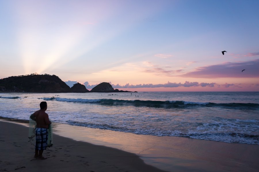 Lever de soleil à Zipolite, Mexique