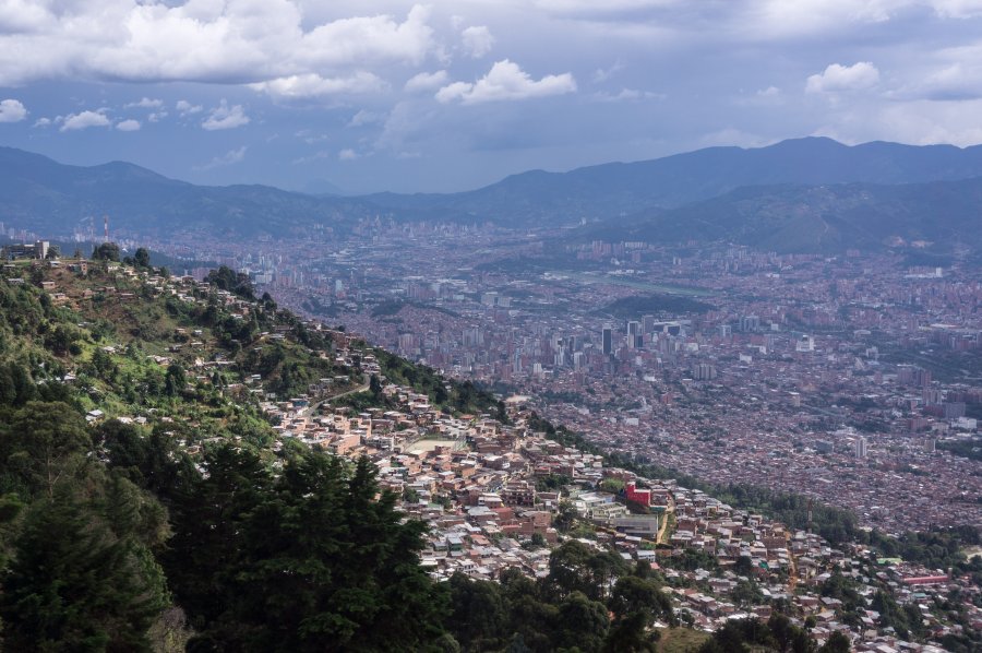 Vue aérienne sur Medellín, Colombie