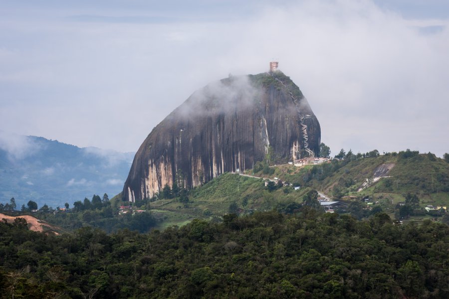 Peñon de Guatapé ou Piedra del Peñol