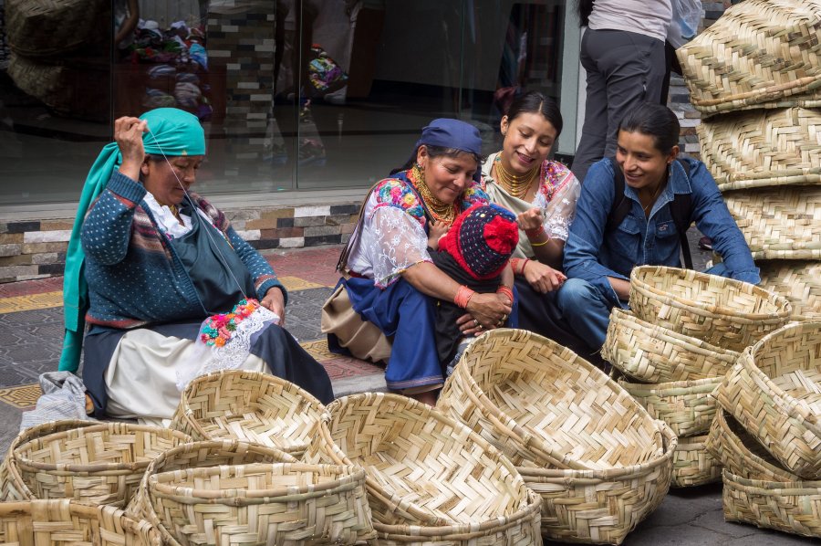 Marché artisanal d'Otavalo, Équateur