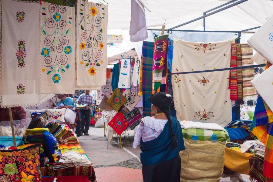Marché artisanal d'Otavalo, Équateur