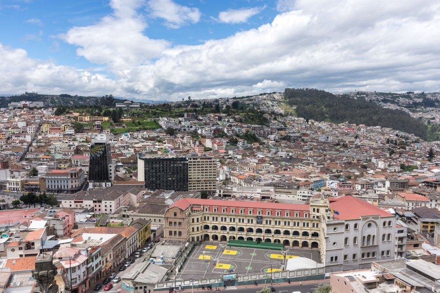 Vue sur Quito depuis la basilique