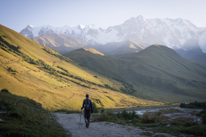 Randonnée d'Ushguli au glacier Shkhara, Géorgie