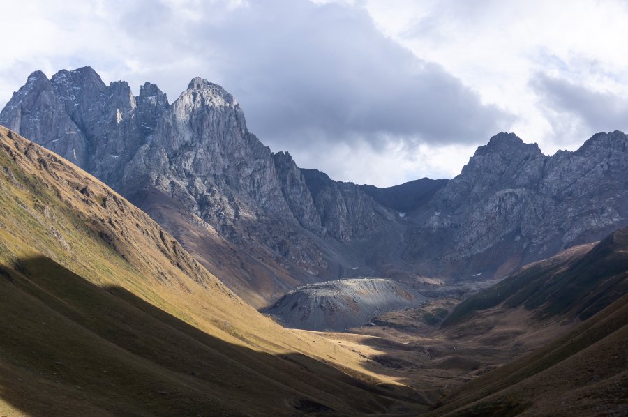 Chaukhi pass, Juta, Sno valley, Kazbegi