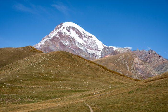 randonnee-kazbegi-eglise-trinite-georgie