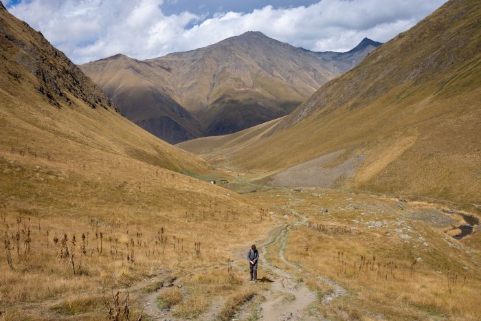 Randonnée dans la vallée de Sno, Juta, Kazbegi, Géorgie