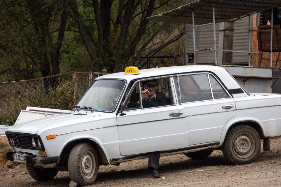 Taxi à Tatev en Arménie