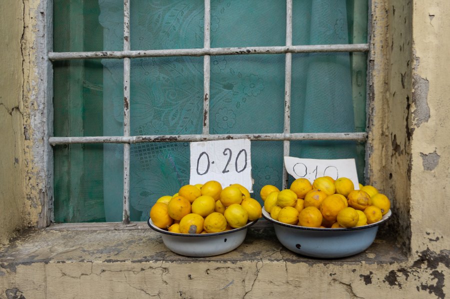 Vendeur de citrons à Bakou