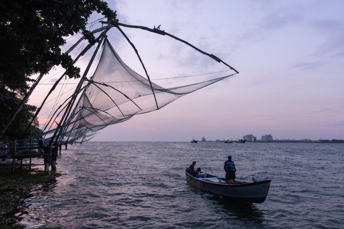 Filets de pêche chinois à Fort Cochin, Kerala, Inde