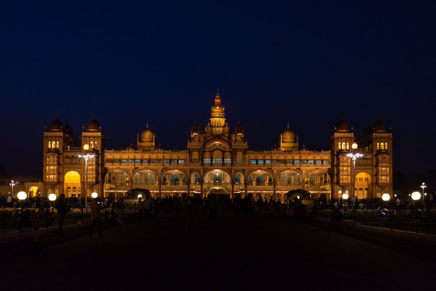 Palais de Mysore de nuit, Inde