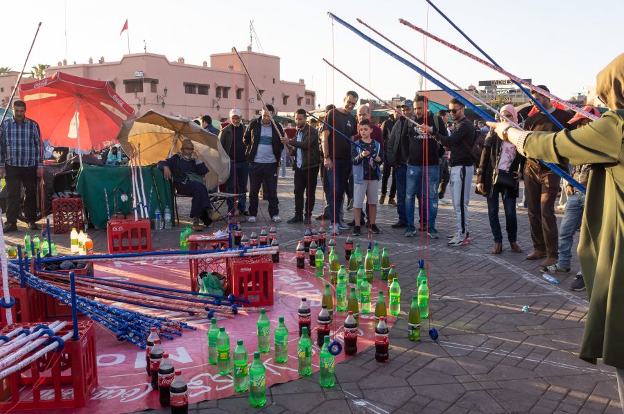 Jeu de bouteilles à Marrakech