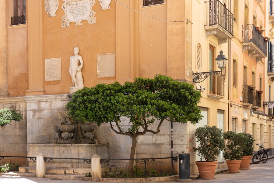 Fontaine à Trapani, Sicile, Italie