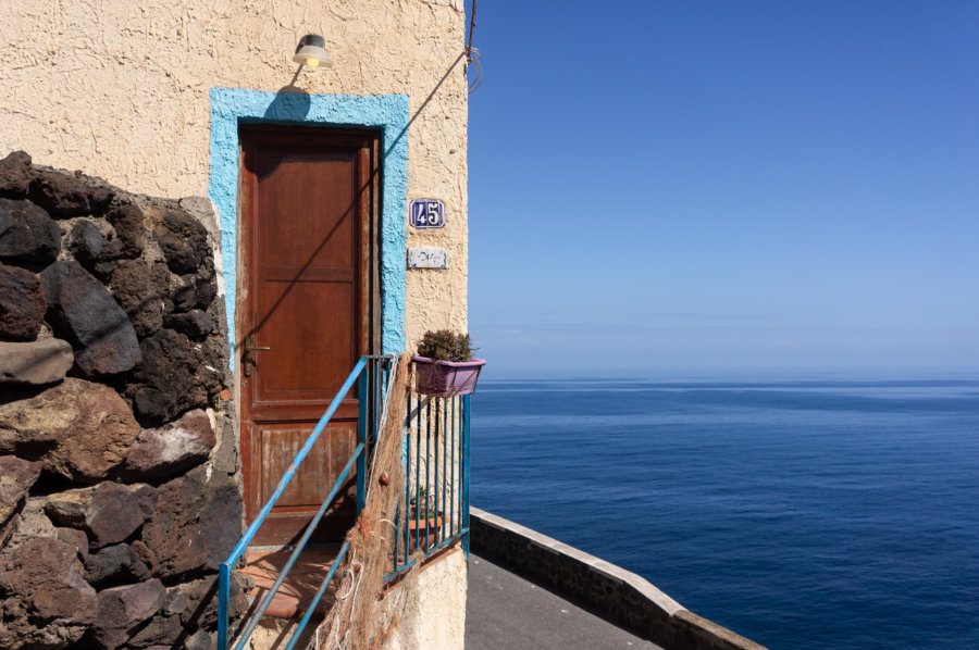 Maison sur les îles éoliennes, Salina