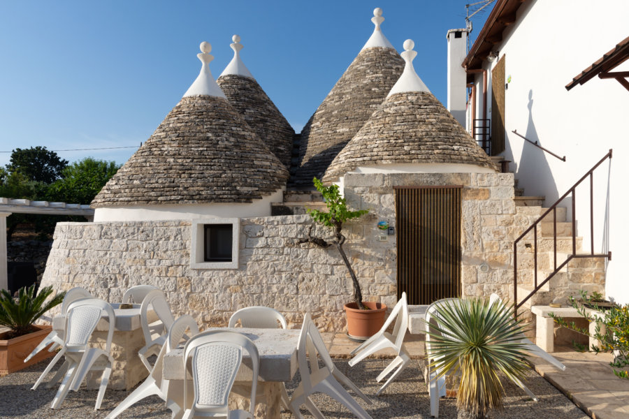 Hôtel trulli dans les Pouilles, Italie