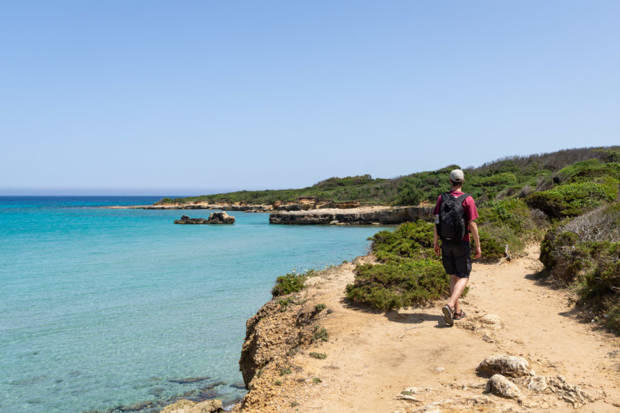 Randonnée sur la baia dei turchi, Otranto, Italie