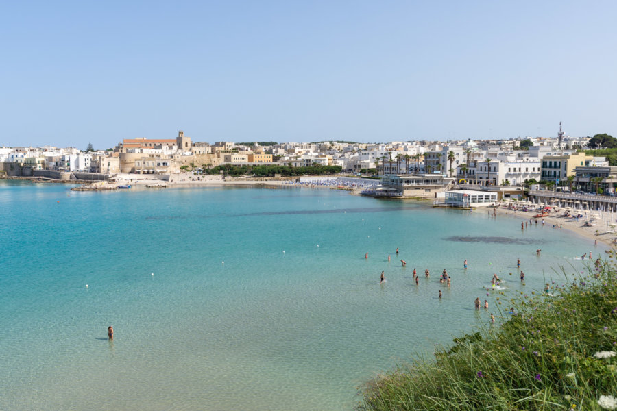 Plage d'Otranto dans les Pouilles, Italie