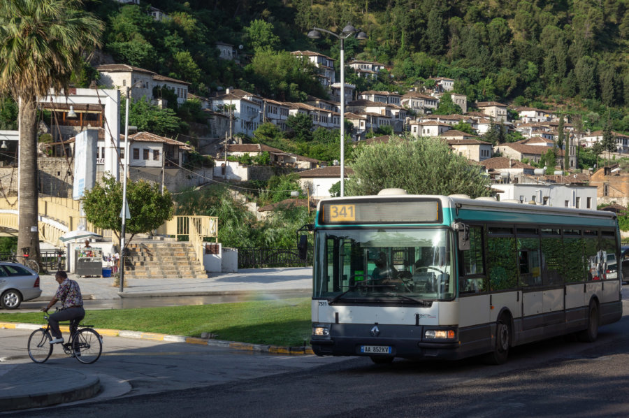 Bus RATP à Berat en Albanie