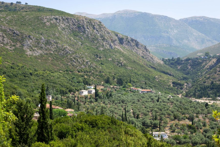 Montagne près de la côte albanaise