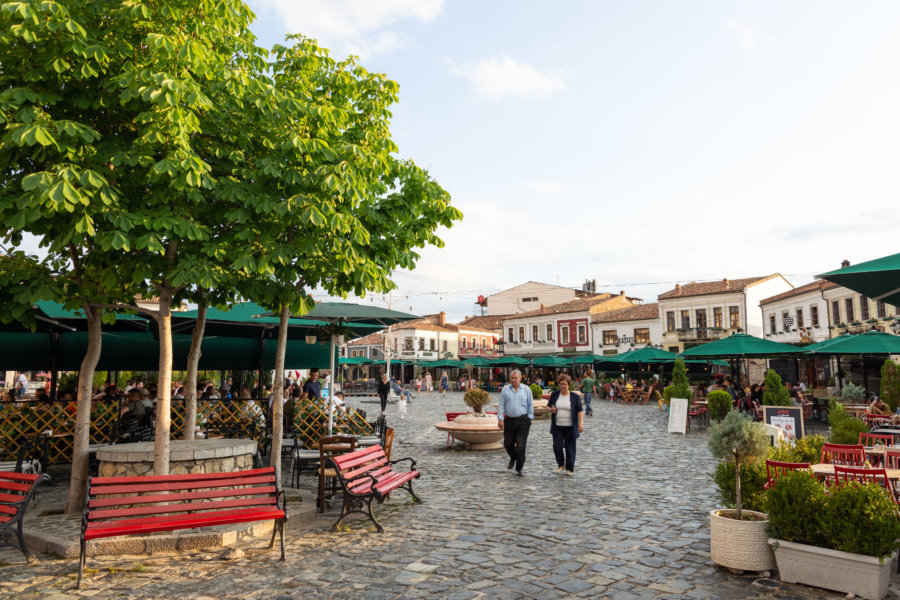 Old bazar à Korçë en Albanie