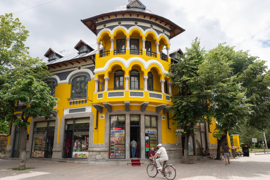 Ville de Korçë en Albanie