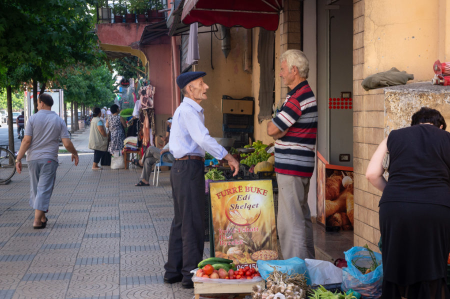 Scène de vie à Shkodër en Albanie