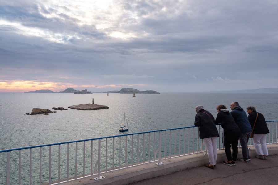 Coucher de soleil sur la Corniche à Marseille