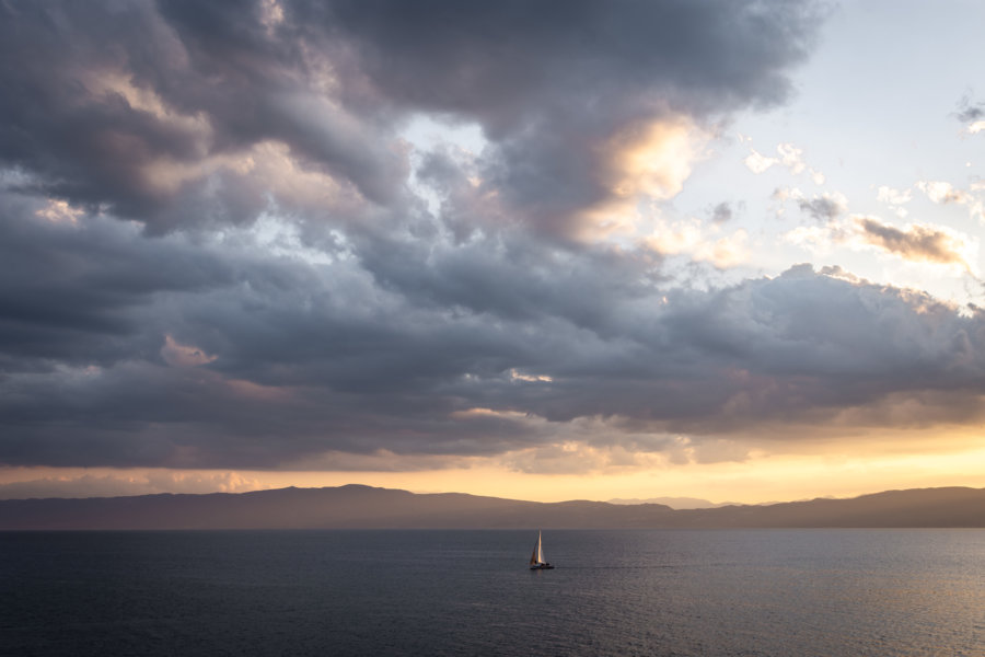 Crépuscule sur le lac d'Ohrid