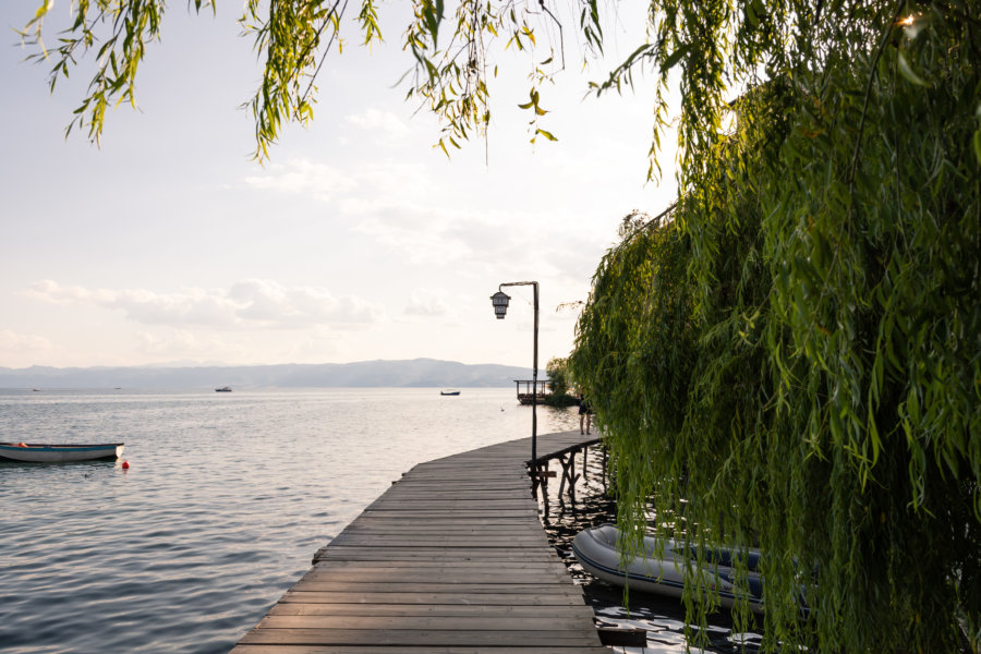 Ponton au bord du lac d'Ohrid