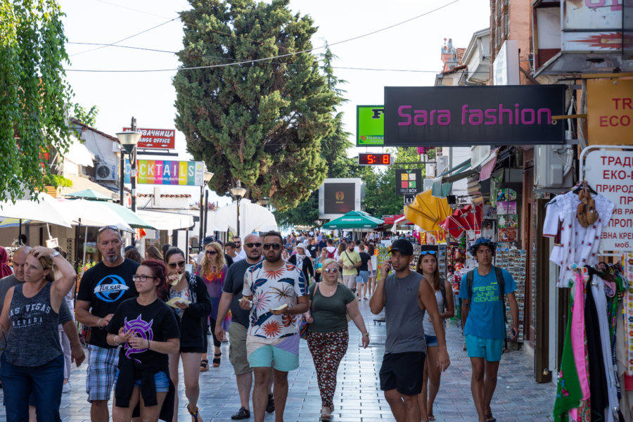 Tourisme de masse à Ohrid