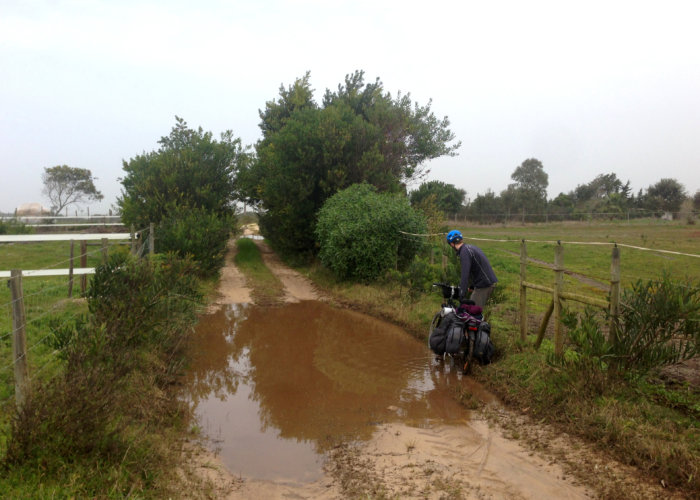 Flaques et gadoue à vélo