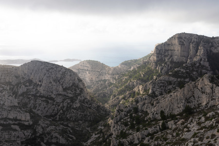 Randonnée dans les calanques à la fontaine de voire