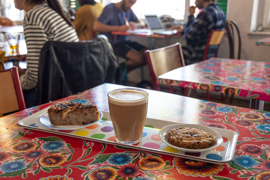 L'écomotive, café végétarien à Marseille