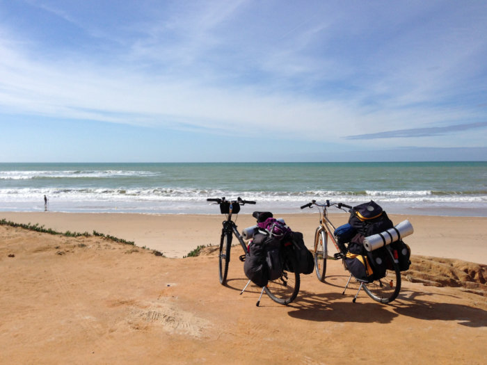 Voyage en vélo en Andalousie sur la plage