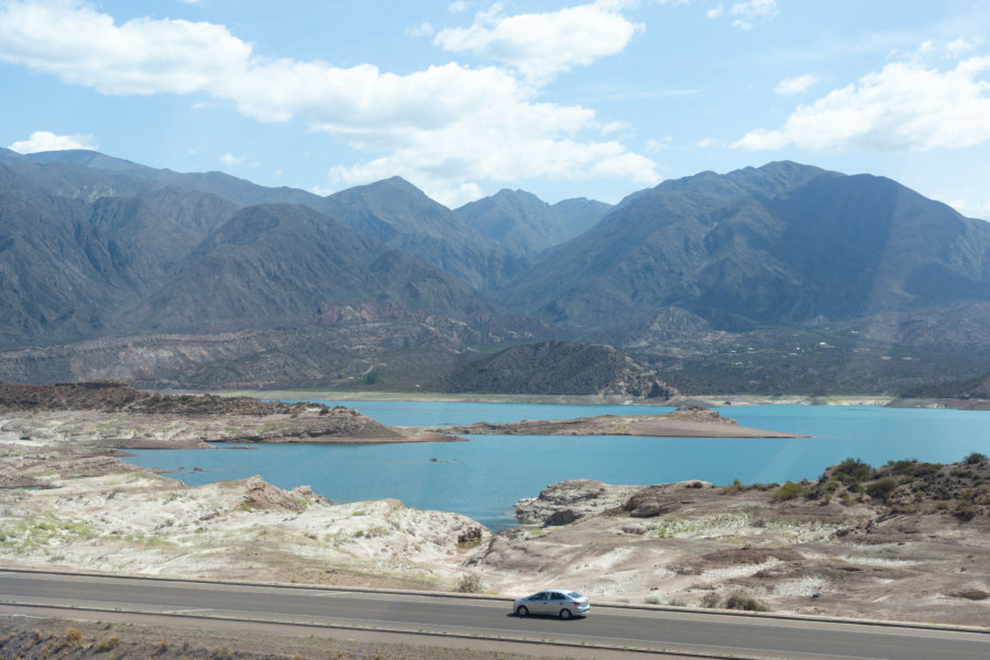 Lac de Potrerillos près de Mendoza