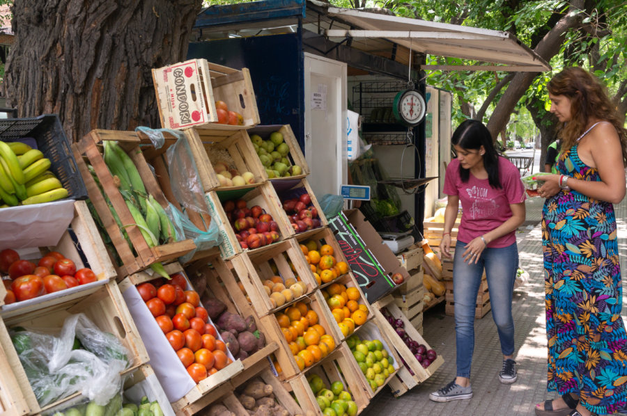 Magasin de fruits et légumes à Mendoza