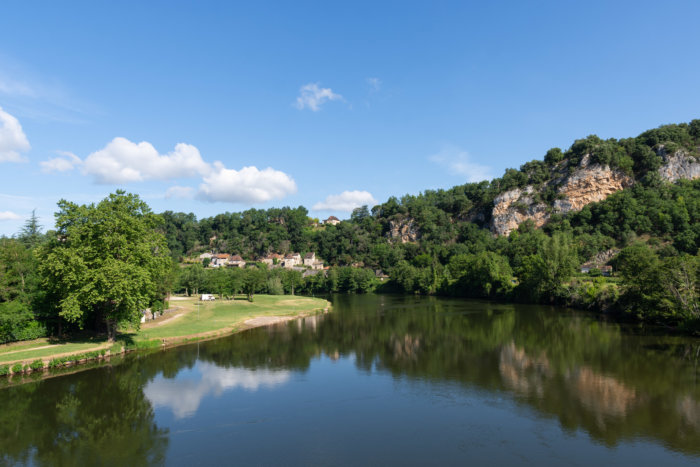 Camping de la plage à Saint-Cirq-Lapopie