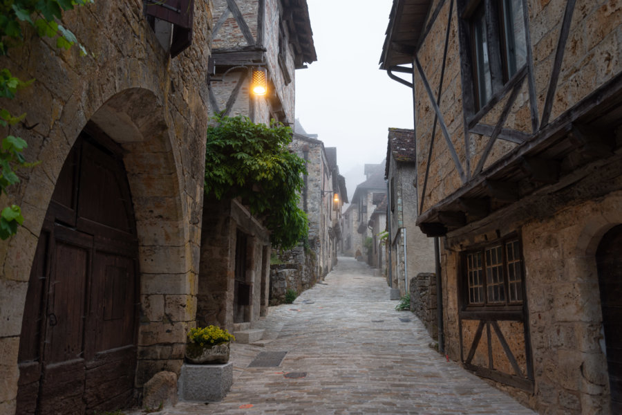 Visiter Saint-Cirq-Lapopie au petit matin