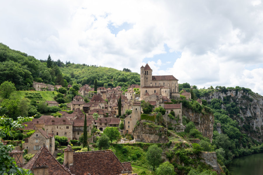 Point de vue sur le village de Saint-Cirq-Lapopie