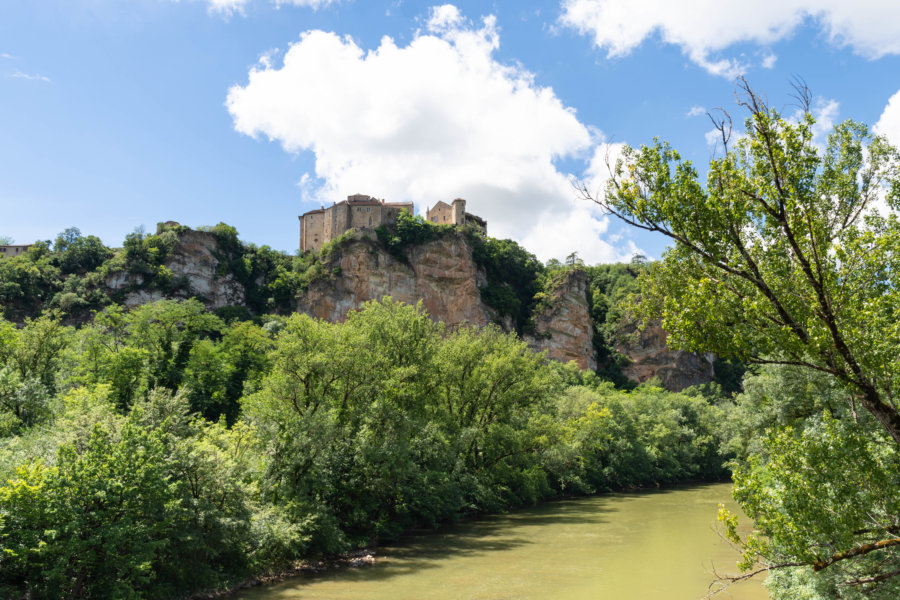 Bruniquel, village perché au-dessus de l'Aveyron