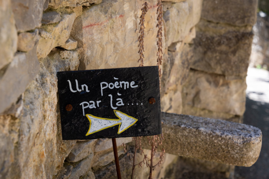 Poésie dans le village de Penne