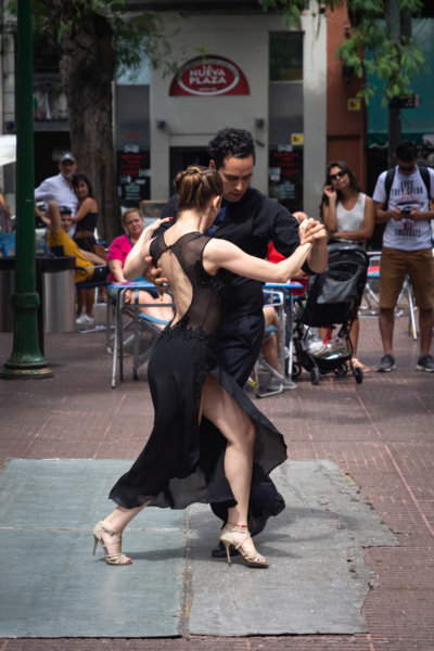Danse tango argentin à San Telmo, Buenos Aires