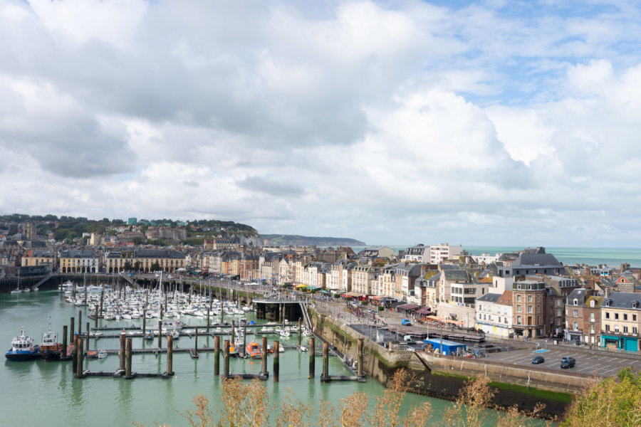 Vue panoramique sur le port de Dieppe